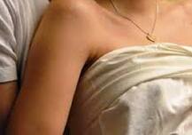 સુરતઃ યુવતી કારખાનેદારને રૂમમાં લઈ ગઈ ને પોતે સંપૂર્ણ નગ્ન થઈને વળગી પડી, પછી શું થયું? જાણો વિગત