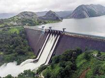 પુર અને વરસાદથી કેરાલા બેહાલ, 187 લોકોએ જીવ ગુમાવ્યા, અન્ય 7 રાજ્યોમાં 587 લોકોના મોત