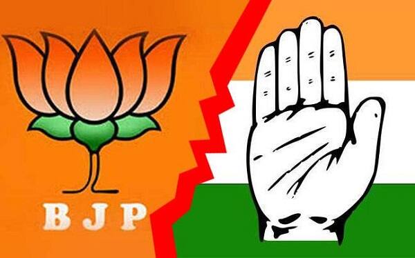 એબીપી ન્યુઝ-સીવોટર સર્વે પ્રમાણે છત્તીસગઢમાં કોંગ્રેસ અને બીજેપીની વચ્ચે કાંટાની ટક્કર જોવા મળી રહી છે. બન્નેની વચ્ચે માત્ર એક જ ટકા વોટનું અંતર છે. બીજેપીને 39 ટકા લોકો પોતાના સમર્થન આપી રહ્યા છે ત્યારે કોંગ્રેસને 40 ટકા લોકોનું સમર્થન છે. સૌથી મોટી મહત્વની વાત એ છે કે અન્યના ખાતામાં 21 ટકા છે.