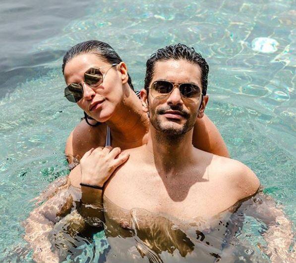 નેહાએ તમામ તસવીરો પોતાના ઈનસ્ટાગ્રામ એકાઉન્ટ પર શેર કરી છે. આ તસવીરોમાં નેહા અને અંગદ એકબીજા સાથે ક્વોલિટી ટાઈમ પસાર કરતા જોવા મળે છે.