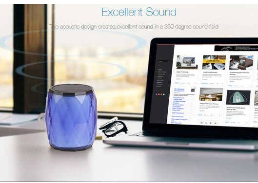 આ ડ્રમ શેપ વાળા સ્પીકરમાં કલર બદલવા વાળી LED લાઇટ્સ આપવામાં આવી છે. આનાથી ઓડિયો-વિઝ્યૂઅલ શૉનું ફિલ કરી શકાય છે. કંપનીના દાવા પ્રમાણે આ સ્પીકરને 6 કલાક સુધી ચલાવી શકાય છે. 