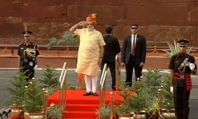 2017માં મોદીએ 56 મિનિટનું ભાષણ કર્યું હતું.