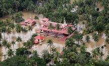 મેઘતાંડવ: ભારે વરસાદથી કેરળમાં કેવા થયા હાલ, જુઓ આકાશમાંથી ક્લિક કરેલ તસવીરો