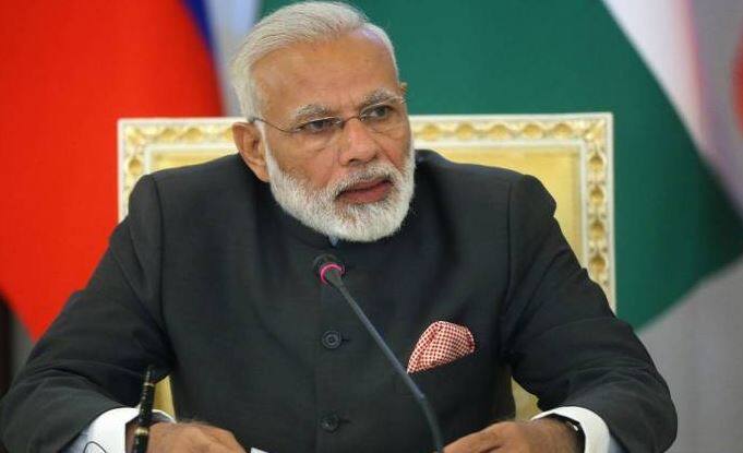 ભારત સરકારના સૂત્રોના જણાવ્યા મુજબ વડાપ્રધાન મોદીની સપ્ટેમ્બરમાં પાકિસ્તાનના વડાપ્રધાન ઈમરાન ખાન સાથે મુલાકાત નહીં થાય. પીએમ મોદી જૂનમાં ચિંગદાઓમાં રાષ્ટ્રપ્રમુખોના એસસીઓ સંમેલનમાં હિસ્સો લઈ ચુક્યા છે. તેથી સપ્ટેમ્બરમાં થનારા કાર્યક્રમમાં ભારત વતી રાષ્ટ્રપતિ રામનાથ કોવિંદ હિસ્સો લઈ શકે છે.