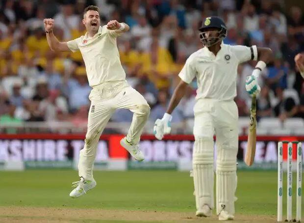 લૉર્ડ્સ ટેસ્ટના હીરો રહેલા ઈંગ્લેન્ડના ફાસ્ટ બોલર જેમ્સ એન્ડરસને ત્રીજી ટેસ્ટમાં એક વિકેટ ઝડપી હતી. જેના બાદ તે વિશ્વની બે ટીમો વિરુદ્ધ 100થી વધુ વિકેટ લેનારો પ્રથમ ઇંગ્લિશ બોલર બની ગયો છે. એન્ડરસને ભારત સિવાય ઓસ્ટ્રેલિયા વિરુદ્ધ પણ 100થી વધુ વિકેટ ઝડપી છે.