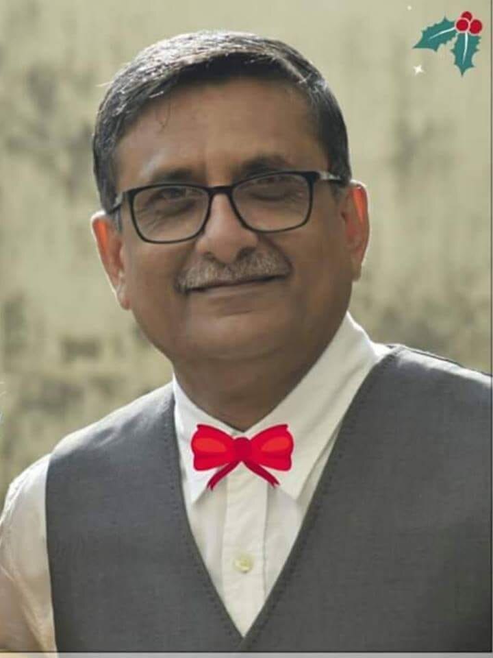 નવસારીઃ 2019 લોકસભા ચૂંટણીને ધ્યાનમાં રાખી તાજેતરમાં જ કોંગ્રેસ દ્વારા નવા જિલ્લા પ્રમુખોની યાદી જાહેર કરવામાં આવી હતી. નવા જિલ્લા પ્રમુખોની નિયુકિત બાદ વધુ એકવાર વિવાદ સર્જાયો છે. 3 દિવસ પહેલા જ નવસારી જિલ્લા પ્રમુખ તરીકે સિદ્ધાર્થ દેસાઇની નિયુકિતથી વિવાદ થયો છે. સ્થાનિક નેતાઓનો અને કાર્યકરોનો આરોપ છે કે જિલ્લા પ્રમુખ થનાર વ્યક્તિએ પક્ષ વિરોધી પ્રવૃતિ કરી હતી અને પૂ્ર્વ પ્રદેશ પ્રમુખ ભરતસિંહ સોલંકી સમયે તેમને શો કોઝ નોટીસ પણ પાઠવવામાં આવી હતી.