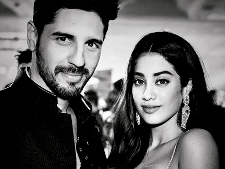 ફિલ્મની વાર્તામાં પણ સમયને અનુસરીને ફેરફાર કરવામાં આવ્યા છે. જોકે મૂળ ફિલ્મની માફક આ ફિલ્મનું દિગ્દર્શન પણ તરુણ મનસુખાની કરશે. જોકે ફિલ્મને ફ્લોર પર આવતા થોડો સમય લાગશે.