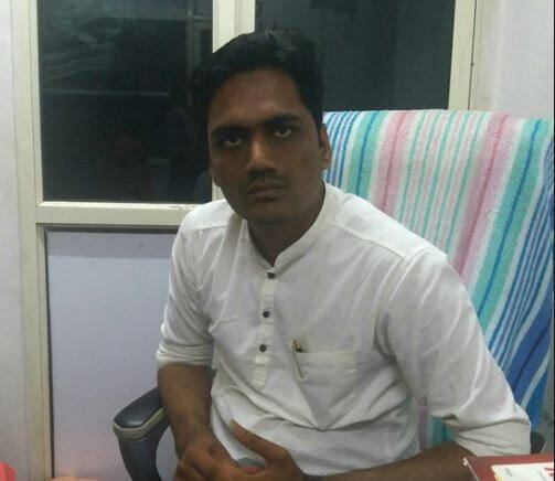 અમદાવાદ: 25 ઓગસ્ટ 2015ના અમદાવાદમાં જીએમડીસી ગ્રાઉન્ડ ખાતે ભડકાઉ ભાષણ કરવા બદલ રાજદ્રોહના ગુનામાં ક્રાઇમબ્રાન્ચે પાસના સભ્ય અલ્પેશ કથીરિયાની ધરપકડ કરી હતી. અલ્પેશ કથીરિયાને અમદાવાદ જજના નિવાસ સ્થાને રજૂ કરવામાં આવ્યો હતો અને ક્રાઇમ બ્રાન્ચ તરફથી 14 દિવસ ના રિમાન્ડની માંગણી કરવામાં આવતા અલ્પેશને 4 દિવસના રીમાન્ડ પર સોંપવા આદેશ આપ્યો છે.