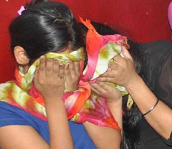 અગાઉ ઝડપાયેલા કુટણખાનામાં પણ પરપ્રાતિય યુવતીઓ લાવીને બે યુવકો ધંધો કરાવતા હતા. કુટણખાનું ચલાવતા શખ્સો દ્વારા આજુબાજુના રહિશોને ખોટી રીતે હેરાન કરવામાં આવે છે.