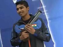 Asian Games 2018: 16 વર્ષના સૌરભ ચોધરીએ એર પિસ્તોલમાં જીત્યો ગોલ્ડ