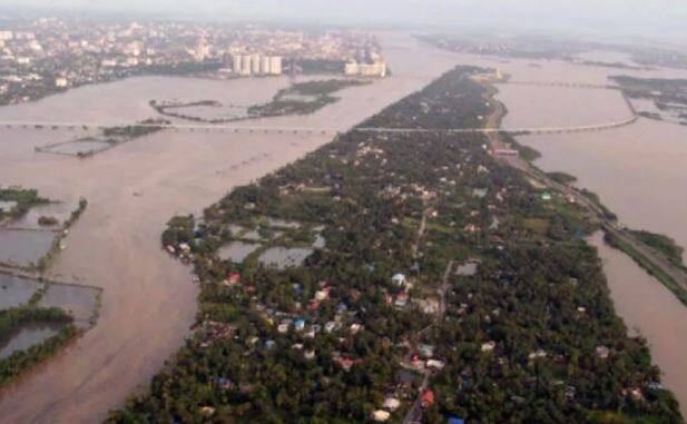  યૂએઈ તરફથી મળેલી 700 કરોડની મદદ બાદ વિજયને કહ્યું, યૂનાઈટેડ અરબ અમીરાતે રાજ્યના પુનનિર્માણ માટે 700 કરોડ રૂપિયાની મદદની જાહેરાત કરી છે. તેમણે આગળ કહ્યું કે રાજ્યને ફરિ સામાન્ય સ્થિતિમાં લાવવા માટે ઘણા લોકોએ હાથ આગળ વધાર્યો છે. 