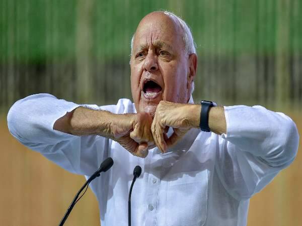 farooq abdullah speak on protest over bharat mata ki jai ‘ભારત માતા કી જય’ ના વિરોધ પર બોલ્યા ફારુક અબ્દુલા, કહ્યું- પહેલા બીમારી અને ભૂખમરાથી આઝાદી મેળવો