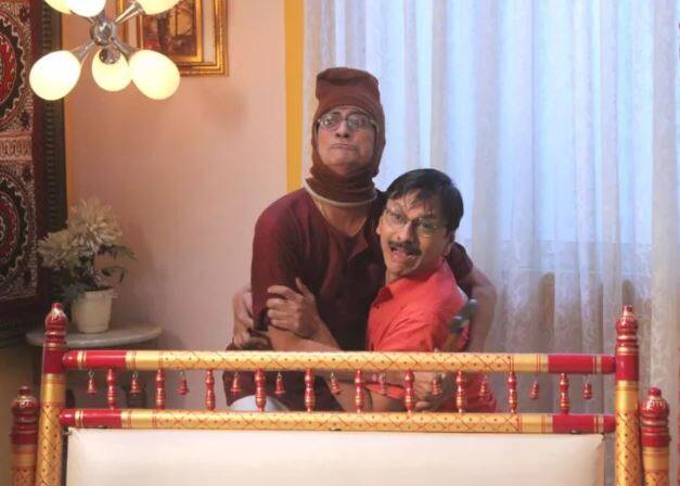 પોપટલાલના જબરદસ્તીથી ભૂતડી સાથે લગ્ન કરાવવામાં આવશે તેવું દર્શાવાશે. ડરામણી દુલ્હન પોપટલાલ સમક્ષ લગ્નન પ્રસ્તાવ મુકશે. પોપટલાલ ભાગવાની કોશિશ કરશે, પરંતુ ભૂતડી નહીં માને અને જબરદસ્તીથી પોપટલાલ સાથે લગ્ન કરવાની કોશિશ કરશે. જે બાદ તે ગોકુલધામમાં તેના મિત્રોની મદદ માંગશે.