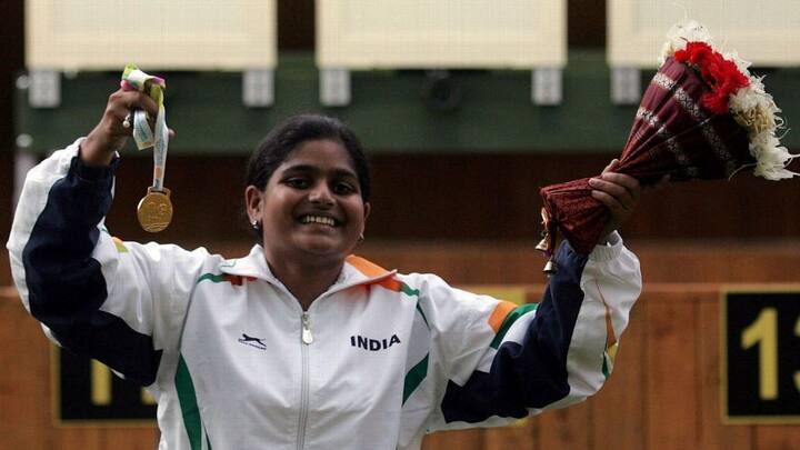 27 વર્ષીય રાહી જીવન સરનોબતનો જન્મ 30 ઓક્ટોબર 1990ના રોજ મહારાષ્ટ્રના કોલ્હાપુરમાં થયો હતો. તેને લોકો ગૉલ્ડન ગર્લ તરીકે જ ઓળખે છે. તે નાનપણથી જ શૂટિંગમાં પોતાની કેરિયર બનાવી ચૂકી છે. તેના પિતાનું નામ જીવન સરનોબત અને માતાનું નામ પ્રભા રસનોબત છે.