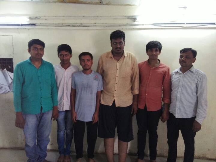  પોલીસ તપાસમાં જાણવા મળ્યું હતું કે, મિલન કથીરિયા સિવાયના આરોપીઓ બીઆરટીએસ બસ સળગાવવામાં પણ સંડોવાયેલા હોવાથી તેમની વિરુદ્ધ બસ સળગાવવાના ગુનામાં પોલીસે ધરપકડ કરી છે. 