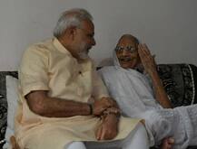 સુરક્ષા વગર અચાનક જ માતા હીરાબાને મળવા પહોંચ્યા PM નરેન્દ્ર મોદી, જાણો વિગત