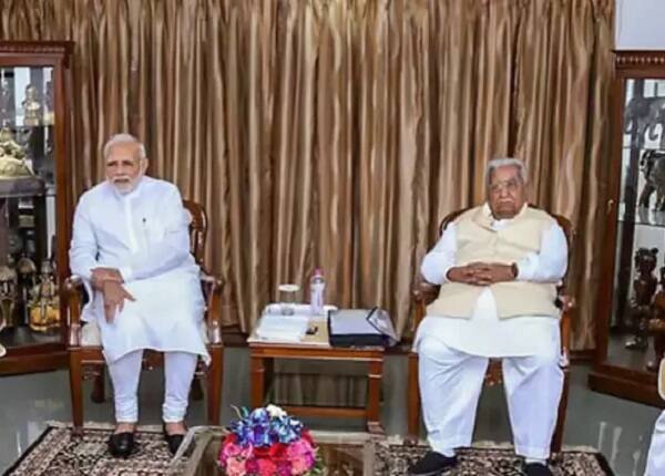 પીએમ મોદીએ સોમનાથ ટ્રસ્ટના આગામી વર્ષના ચેરમેન પદ માટે કેશુભાઈ પટેલના નામનું સુચન કરવામાં આવ્યું હતું. તેમના આ સુચનેન ટ્રસ્ટના અન્ય સાતેય સભ્યોએ સમર્થન આપ્યું હતું. 