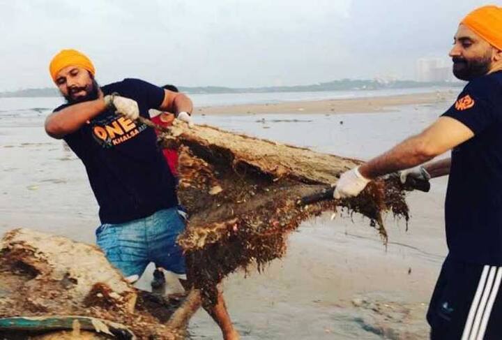 આ પહેલાં પણ રણદીપ સામજિક કાર્ય સાથે જોડાયેલ રહ્યો છે. તેમણે મુંબઈના એન્વાયરમેન્ટ એક્ટીવિસ્ટ અફરોઝ શાહ સાથે મળીને મુંબઈના પ્લાસ્ટિક વેસ્ટ મુક્ત બનાવવા માટે પણ કામ કર્યું હતું. રણદીપ હાલમાં શિખ લૂકમાં જ નજર આવી રહ્યો છે. તેની પાછળનું કારણ છે તેમની આગામી ફિલ્મ 'બેટલ ઓફ સારાગઢી.' આવનારી છે. તેને રાજકુમાર સંતોષી નિર્દેશિત કરી રહ્યા છે.