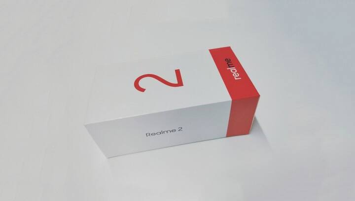 લીક થયેલી સ્પેશિફિકેશન્સ અનુસાર, Oppo Realme 2માં ફેસ અનલૉક ફિચરની સાથે ફિંગરપ્રિન્ટ સેન્સર પણ હશે. જ્યારે Realme 1માં માત્ર ફેસ અનલૉક ફિચર જ આપવામાં આવ્યું હતું.
