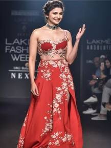 આ ગુજરાતી એક્ટ્રેસે રેમ્પ વોક દરમિયાન લગાવી આગ, જુઓ તસવીરો