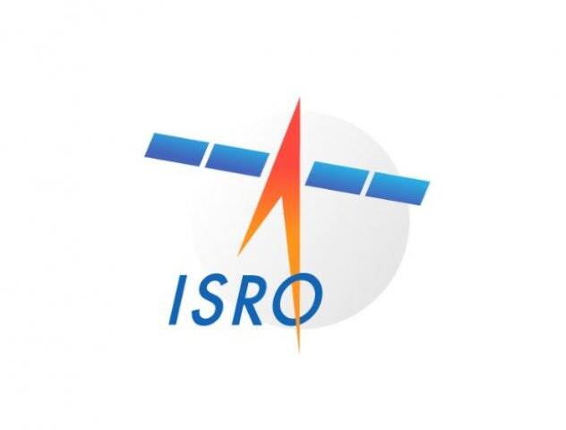 વળી, કલ્પના ચાવલા અમેરિકન સ્પેશ મિશન અંતર્ગત અંતરિક્ષમાં જવાવાળી પહેલી મહિલા હતી. વર્ષ 2003માં અમેરિકન સ્પેસ શટલ જ્યારે પૃથ્વી પર પરત ફરી રહ્યું હતું તે દરમિયાન દૂર્ઘટના ઘટી અને નાશ પામ્યુ હતું. આ દૂર્ઘટનામાં ચાવલાને પોતાની જીવ ગુમાવવો પડ્યો હતો.