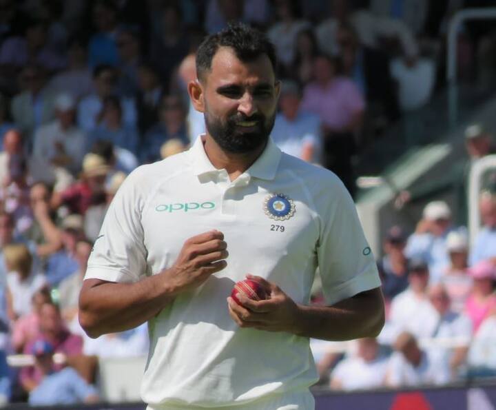 શમીએ જણાવ્યું કે, પારિવારિક મામલાના કારણે છેલ્લા આઠ મહિના મારા માટે મુશ્કેલ રહ્યા. તે સમયે શું થયું અને નહીં તે મહત્વનું નહોતું પરંતુ તેના કારણે હું તણાવમાં હતો. પરંતુ હવે આ બધી બાબતોની ચિંતા કર્યા વગર હું મારી રમતમાં ધ્યાન આપું છું.