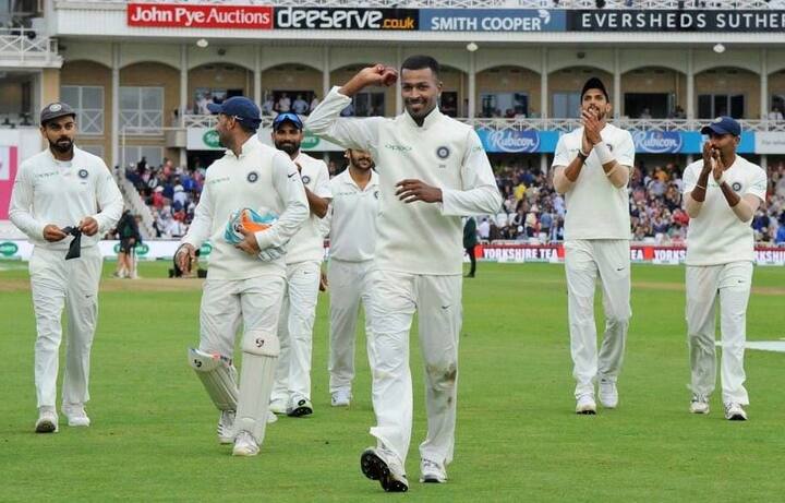 ત્રીજી ટેસ્ટેમાં શિખર ધવન અને લોકેશ રાહુલે બંને ઈનિંગમાં અડધી સદીની ભાગીદારી કરીને ટીમને મજબૂત શરૂઆત અપાવતાં તેમનું સ્થાન નિશ્વિત કરી લીધું છે. જ્યારે મિડલ ઓર્ડરમાં પૂજારા, રહાણે અને પંડ્યાએ નોંધપાત્ર દેખાવ કર્યો છે. તેથી આ સ્થિતિમાં ચોથી અને પાંચમી ટેસ્ટ માટે ટીમમાં સમાવાયેલા પૃથ્વી શો અને હનુમા વિહારીના સમાવેશની નહીંવત શક્યતા છે.