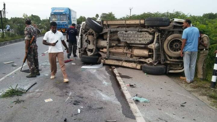 નંદમૂરીએ તેલુગુ સિનેમાં ચાઈલ્ડ આર્ટિસ્ટ તરીકે કામ શરૂ કર્યું હતું. તેણે બે લગ્ન કર્યા હતા. પ્રથમ લગ્નથી બે દીકરા (કલ્યાણ રામ, જાનકી રામ) અને એક દીકરી સુહાસિની છે. બીજા લગ્નથી પણ એક દીકરાનો જન્મ થયો હતો. જે સાઉથ સિનેમાનો પોપ્યુલર સ્ટાર જૂનિયર એનટીઆર છે.