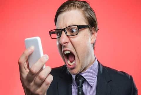 Smartphone Trick: ચોરીનો તો નથીને તમારો મોબાઇલ, આ નંબર પર મેસેજ મોકલીને જાણી લો Smartphone Trick: ચોરીનો તો નથીને તમારો મોબાઇલ, આ નંબર પર મેસેજ મોકલીને જાણી લો