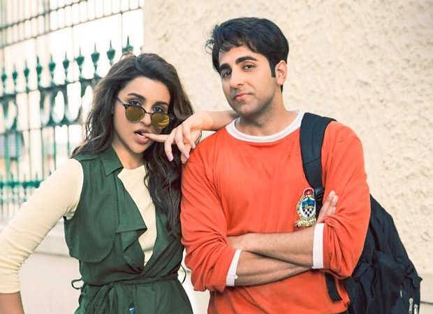 આ અભિનેતા છે આયુષ્યમાન ખુરાના અને તેને લગ્નેતર સેક્સ સંબંધોથી દૂર રહેવાની સલાહ ટોચના ફિલ્મ સર્જક કરણ જોહરે આપી છે. એક રેડિયો પરના શો દરમિયાન અભિનેતા ગાયક આયુષમાન ખુરાનાએ કરણ જોહરની સલાહ માગતાં તેણે એવી સલાહ આપી હતી કે સુખી રહેવું હોય તો લગ્નેતર સંબંધોથી દૂર રહેજે.