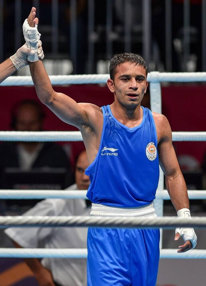 બાદમાં સ્કેવેશમાં ભારતીય મહિલા ટીમ ગોલ્ડ મેડલ મેચમાં હોંગકોંગ સાથે ટકરાશે. બ્રોન્ઝ મેડલ માટે ભારતીય પુરૂષ હોકી ટીમનો સામનો પાકિસ્તાન સાથે થશે. 18મી એશિયન ગેમ્સમાં અત્યાર સુધીમાં ભારતના મેડલની સંખ્યા 66 થઈ થે. 14 ગોલ્ડ, 23 સિલ્વર અને 29 બ્રોન્ઝ મેડલ સાથે અંક સ્થાનમાં 8માં ક્રમ પર છે.