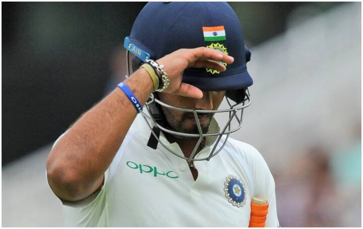 પંતે પોતાની ડેબ્યુ ટેસ્ટમાં બીજા બોલે સિક્સર ફટકારી ખાતું ખોલાવ્યું હતું અને ઇતિહાસ રચ્યો હતો.