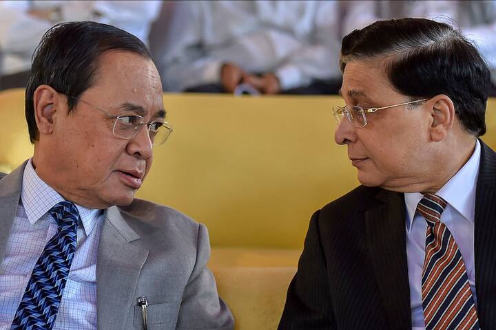  જસ્ટિસ રંજન ગોગાઈનું દેશના આગામી ન્યાયાધીશ બનવવાનું નક્કી માનવામાં આવી રહ્યું છે. મીડિયા અહેવાલ પ્રમાણે કાનૂન મંત્રાલયે પ્રોટોકોલ પ્રમાણે જસ્ટિસ દીપક મિશ્રા પાસે પોતાના ઉત્તરાધિકારીના નામની ભલામણ કરવાની જાહેરાત કરી છે. એક રિપોર્ટ અનુસાર જસ્ટિસ દીપક મિશ્રા 2 સપ્ટેમ્બરે પોતાનો પત્ર મંત્રાલયને મોકલી શકે છે. સીનિયોરિટી પ્રમાણે જસ્ટિસ ગોગોઈ મુખ્ય ન્યાયાધીશ દીપક મિશ્રા બાદ સૌથી ઉપર છે.