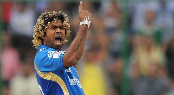 વારંવાર ઈજાગ્રસ્ત બની જતાં 35 વર્ષી મલિંગાએ ગત વર્ષે સપ્ટેમ્બરમાં ભારત સામે અંતિમ વન ડે રમી હતી. આ મેચમાં તેણે 35 રન આપી 1 વિકેટ લીધી હતી. મલિંગાની વન ડે ક્રિકેટમાં 301 અને ટી20 આંતરરાષ્ટ્રીયમાં 90 વિકેટ છે. 