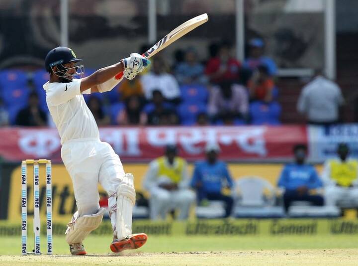 ભારતે તેની પ્રથમ ઈનિંગમાં 273 રન બનાવી ઇંગ્લેન્ડ પર 27 રનની લીડ લીધી હતી. ભારત તરફથી પૂજારાએ અણનમ સદી ફટકારી હતી. જ્યારે મોઇન અલીએ 5 વિકેટ લીધી હતી. ઈંગ્લેન્ડે તેની પ્રથમ ઈનિંગમાં 246 રન બનાવ્યા હતા.