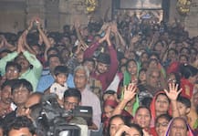 સોમનાથ મહાદેવને 101 કિલો ફૂલોની પાખડીઓથી શૃગાંર કરાયો, જુઓ તસવીરો