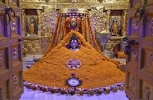 સોમનાથ મહાદેવને 101 કિલો ફૂલોની પાખડીઓથી શૃગાંર કરાયો, જુઓ તસવીરો