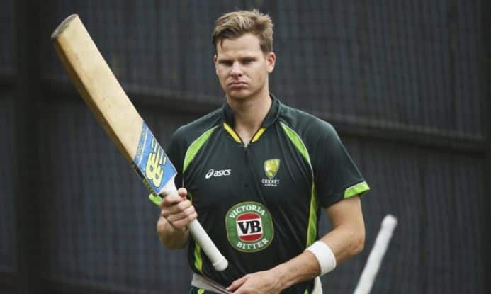 ટીમના કેપ્ટન જેસન હોલ્ડરે સેંટ લૂસિયા સ્ટોર્સ સામે ટોસ દરમિયાન કહ્યું હતું કે, સ્મિથ પેટ દર્દથી પરેશાન છે. હવે આ સમાચાર પર ટીમના કોચ રોબિન સિંહે પણ મોહર મારી દીધી છે. તેણે કહ્યું કે, સ્મિથની માંસપેશી ખેંચાઈ ગઈ છે. જેના કારણે તે સારવાર માટે વતન ઓસ્ટ્રેલિયા પહોંચી ગયો છે.