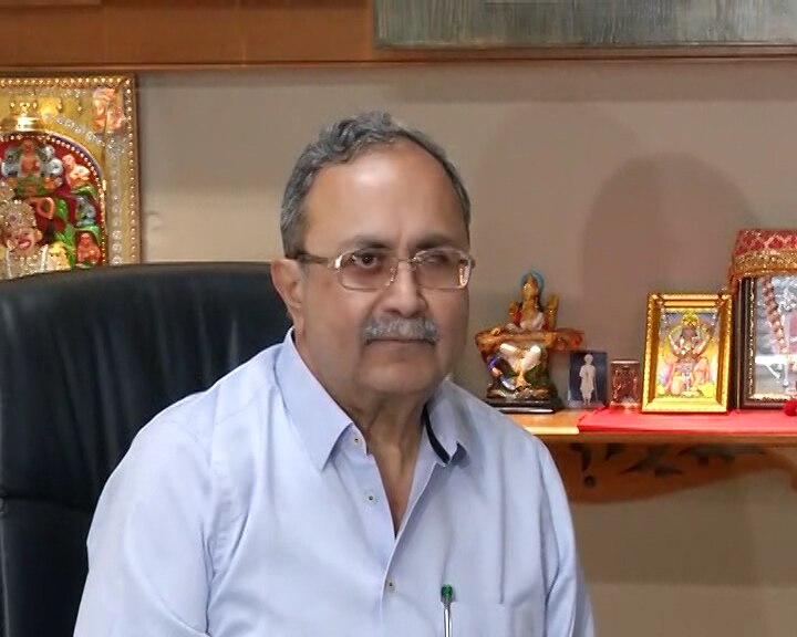 સૌરભ પટેલે જણાવ્યું હતું કે, ગુજરાત સરકાર ખેડૂતો માટે અનેક યોજના બનાવી ચૂકી છે. હાર્દિકનું આ આંદોલન સંપૂર્ણ રીતે રાજકીય છે અને રાજકીય રીતે તેનું નિવારણ લાવવામાં આવશે. ત્યારે હાર્દિક પટેલની ચિંતા સરકાર કરી રહી છે.