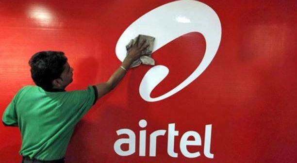 66 રૂપિયાનું પેક પણ 28 દિવસની વેલિડિટી ધરાવે છે અને તેમાં યૂઝર્સને 65 રૂપિયાનો ફૂલ ટોક ટાઇમ મળે છે. ગ્રાહકોએ લોકલ, એસટીડી અને લેન્ડલાઇન કોલ માટે 1 પૈસા પ્રતિ સેકન્ડના દરથી પૈસા આપવા પડશે. આ પ્લાનમાં યૂઝર્સને 200 એમબી ડેટા પણ મળે છે.