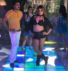 રાખી સાવંતે શૂટ કર્યું ભોજપુરી આઈટમ સોંગ, જુઓ તસવીરો