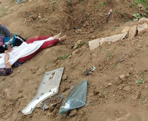 ભાટિયા નજીક ઈનોવા કારમાં પંક્ચર પડતાં સંબંધીને ફોન કરીને સ્કોર્પિયો કાર મગાવી ફરી રાજકોટ તરફ જવા રવાના થયા હતા. ભાટિયાથી થોડે દૂર પહોંચ્યા ત્યારે રાતે સ્કોર્પિયોના ચાલકે સ્ટિયરિંગ પરનો કાબુ ગુમાવતા પલટી મારી ગઈ હતી અને રોડ પર લગભગ 150 ફૂટ સુધી ઢસડાઈ હતી.