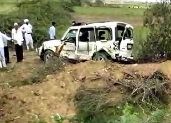 અકસ્માતને કારણે હનિફાબેનનું ઘટના સ્થળે જ મૃત્યુ નીપજ્યું હતું. જ્યારે ત્રણ વ્યક્તિને ગંભીર ઈજા થતાં રાજકોટ અને જામનગરની હોસ્પિટલે ખસેડવામાં આવ્યા હતા. જ્યાં સારવાર દરમિયાન હનિફાબેનના દિકરો-દિકરી, પૌત્ર અને ભત્રીજાના મૃત્યુ નીપજ્યાં હતા.