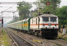 ભાજપના સાંસદોને ગુજરાતના પ્રશ્નોમાં રસ નહીં, રેલ્વેના પ્રશ્નોની બેઠકમાંથી 26માંથી 7 જ સાંસદ હાજર, જાણો કોણ કોણ આવ્યા?