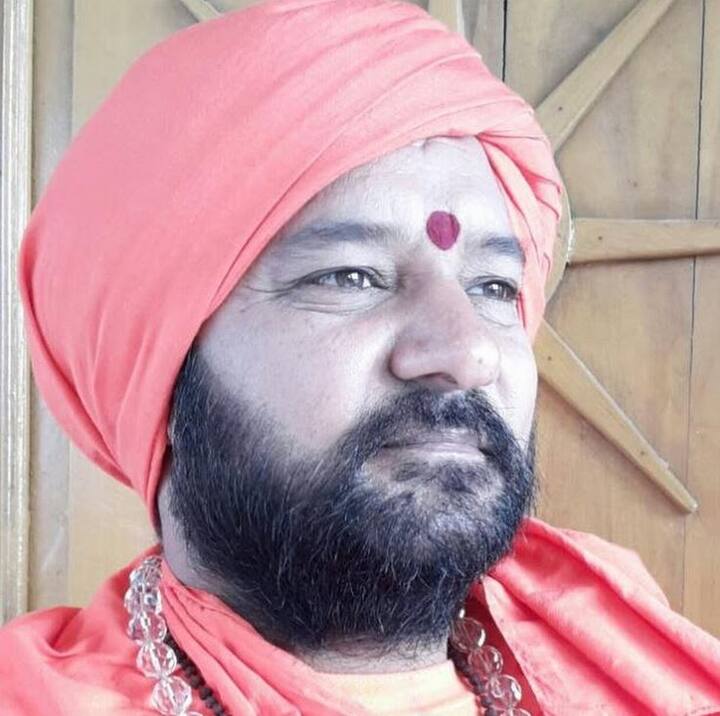 ઉજ્જૈન નિવાસી અવધેશપુરીએ દાવો કર્યો કે, મારો વિશ્વ હિન્દુ પરિષદ તથા સંઘ પરિવાર સાથે નજીકનો સંબંધ રહ્યો છે. હું ટિકિટ માટે ભાજપ પર દબાણ નહીં કરું. મારા અનુયાયીઓ હું ચૂંટણી લડું તેમ ઈચ્છે છે. બીજેપીની ટિકિટ ન મળવા પર હું અપક્ષ ચૂંટણી લડવા માટે તૈયાર છું.