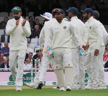 ઈંગ્લેન્ડમાં શ્રેણી હાર બાદ BCCIનું કડક વલણ, શાસ્ત્રી-કોહલીએ આપવો પડશે જવાબ, જાણો વિગત