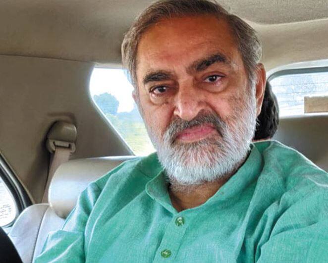 અમદાવાદઃ બિટકોઈન કૌભાંડ મામલે રવિવારના રોજ અમરેલીના ધારીના પૂર્વ ધારાસભ્ય નલિન કોટડીયાની ધરપકડ કરવામાં આવી હતી. અમદાવાદ ક્રાઈમ બ્રાન્ચે કોટડીયાની મહારાષ્ટ્રના જલગાંવ જિલ્લાના અમલનેર ગામેથી ધરપકડ કરી હતી. આજે કોર્ટ દ્વારા તેના 7 દિવસના રિમાન્ડ મંજૂર કરવામાં આવ્યા હતા