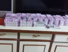 અમદાવાદમાં ITના દરોડા, બે ઓપરેટરને ત્યાંથી 10 કરોડની રોકડ મળી આવતાં ચકચાર, જાણો વિગત