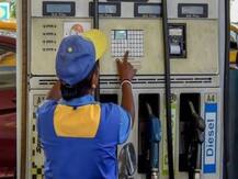 પેટ્રોલ-ડીઝલના રોજ વધતા ભાવ મુદ્દે દખલ દેવાનો દિલ્હી HCનો ઈનકાર, કહ્યું- આવા મુદ્દાથી કોર્ટે રહેવું જોઈએ દૂર