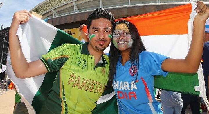 નવી દિલ્હીઃ એશિયા કપ 2018 શરૂ થવાને હવે ગણતરીના જ દિવસો બાકી રહ્યા છે. એશિયાની છ મોટી ક્રિકેટ ટીમો વચ્ચે 15 થી 28 સપ્ટેમ્બર વચ્ચે યુએઈમાં મુકાબલા રમાશે. યુએઈના દુબઈ ઈન્ટરનેશનલ ક્રિકેટ સ્ટેડિયમ, દુબઈ અને શેખ જાયદ સ્ટેડિયમમાં આ ટીમો વચ્ચે ટક્કર થશે.